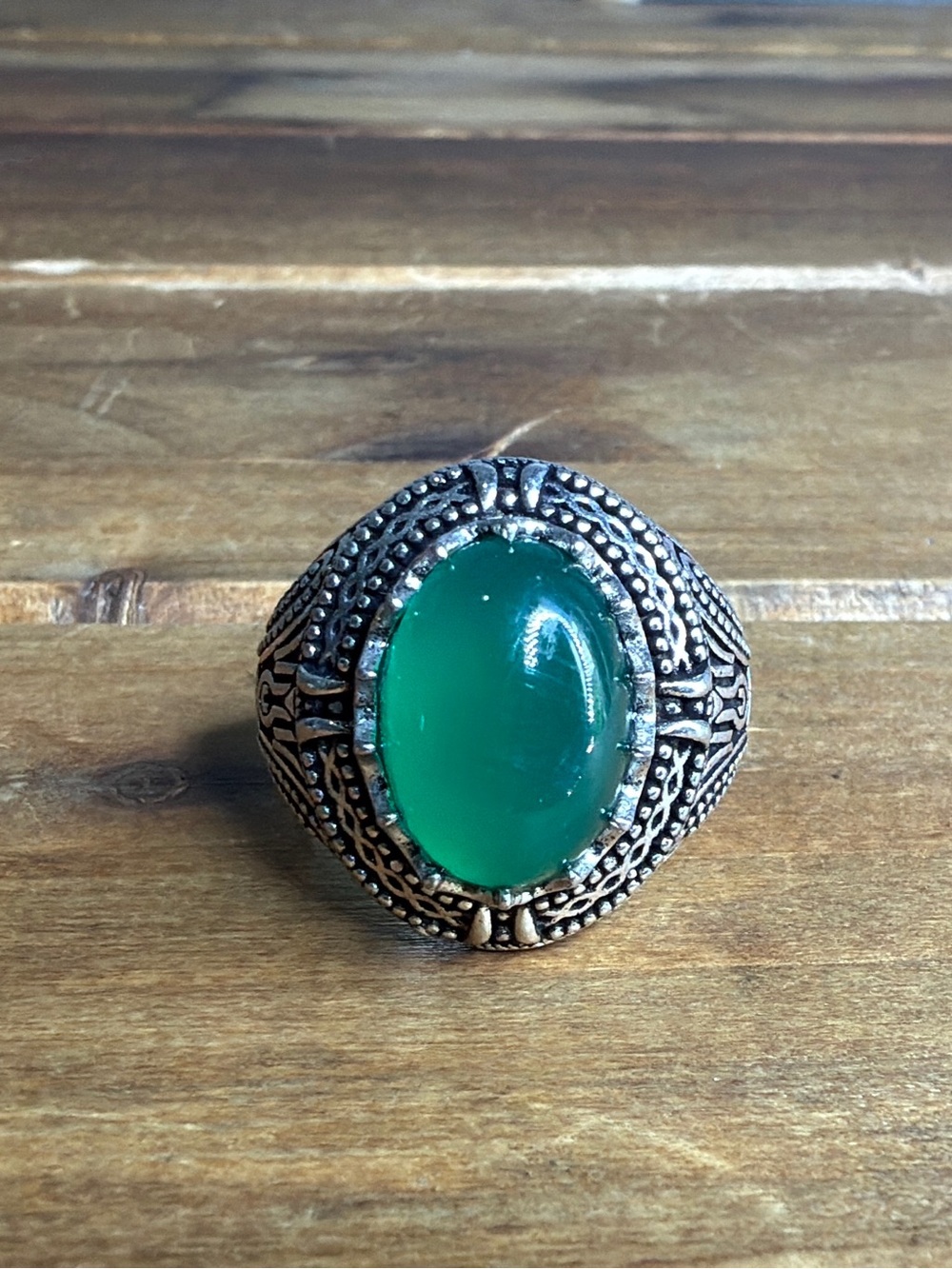 Vintage Style Gothic Jewelry Ring Size 8 Green Chalcedony 925 Silver Overlay